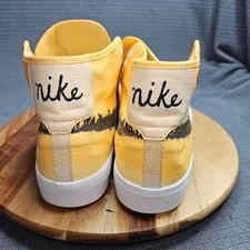 Nike SB Blazer Court Mid 11.5 and Skate Shoes 4