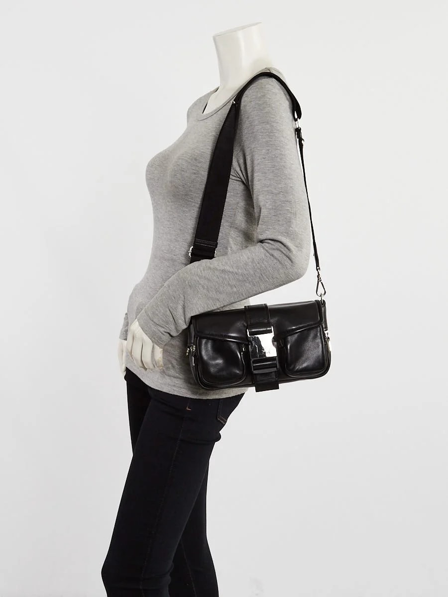 Prada Logo Buckle - 1BD295 2