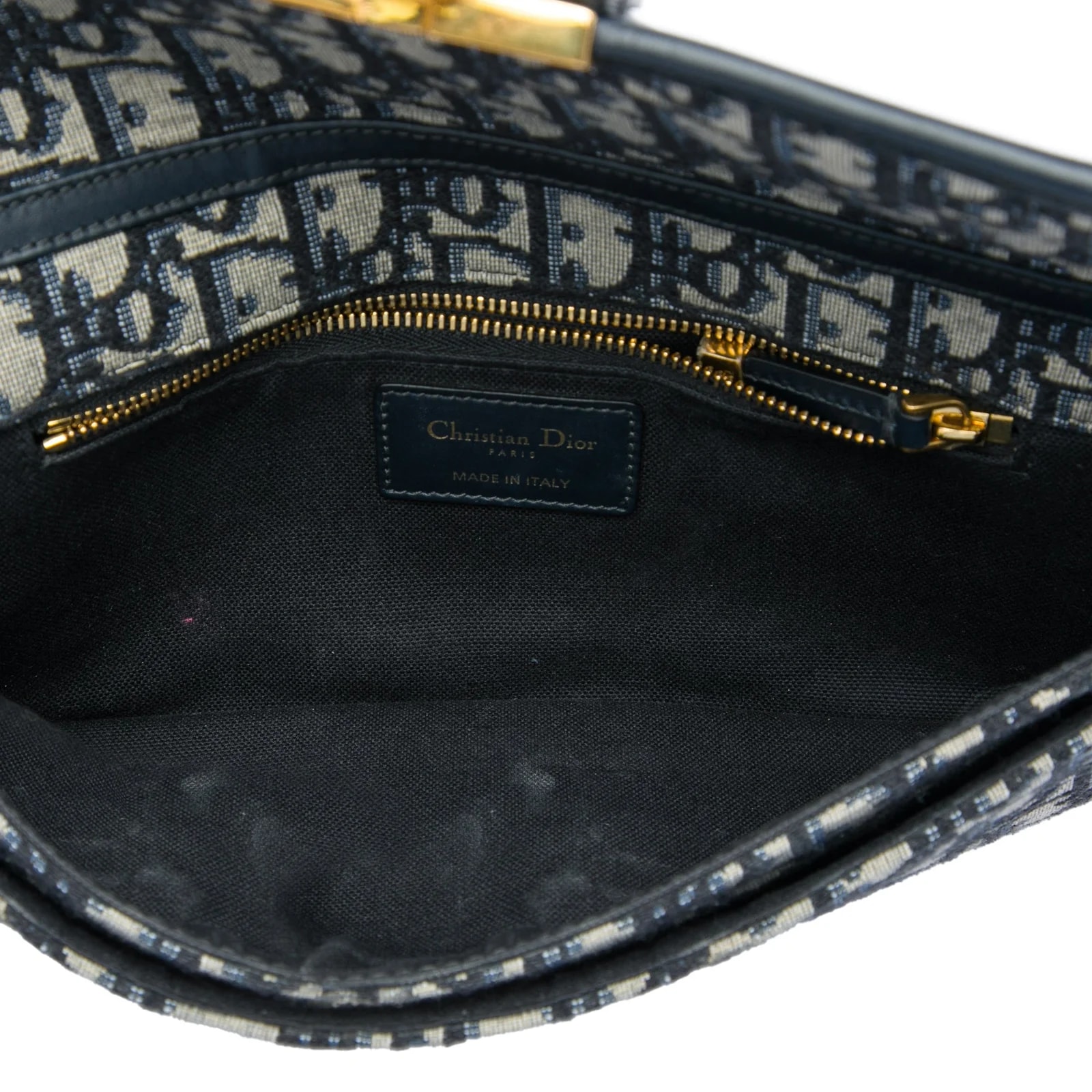 Montaigne 30 With Chain 4
