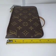 Louis Vuitton Accessory Neverfull 281-052625 4