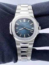 Patek Philippe Nautilus 5711/1A Blue Dial Box Papers 2