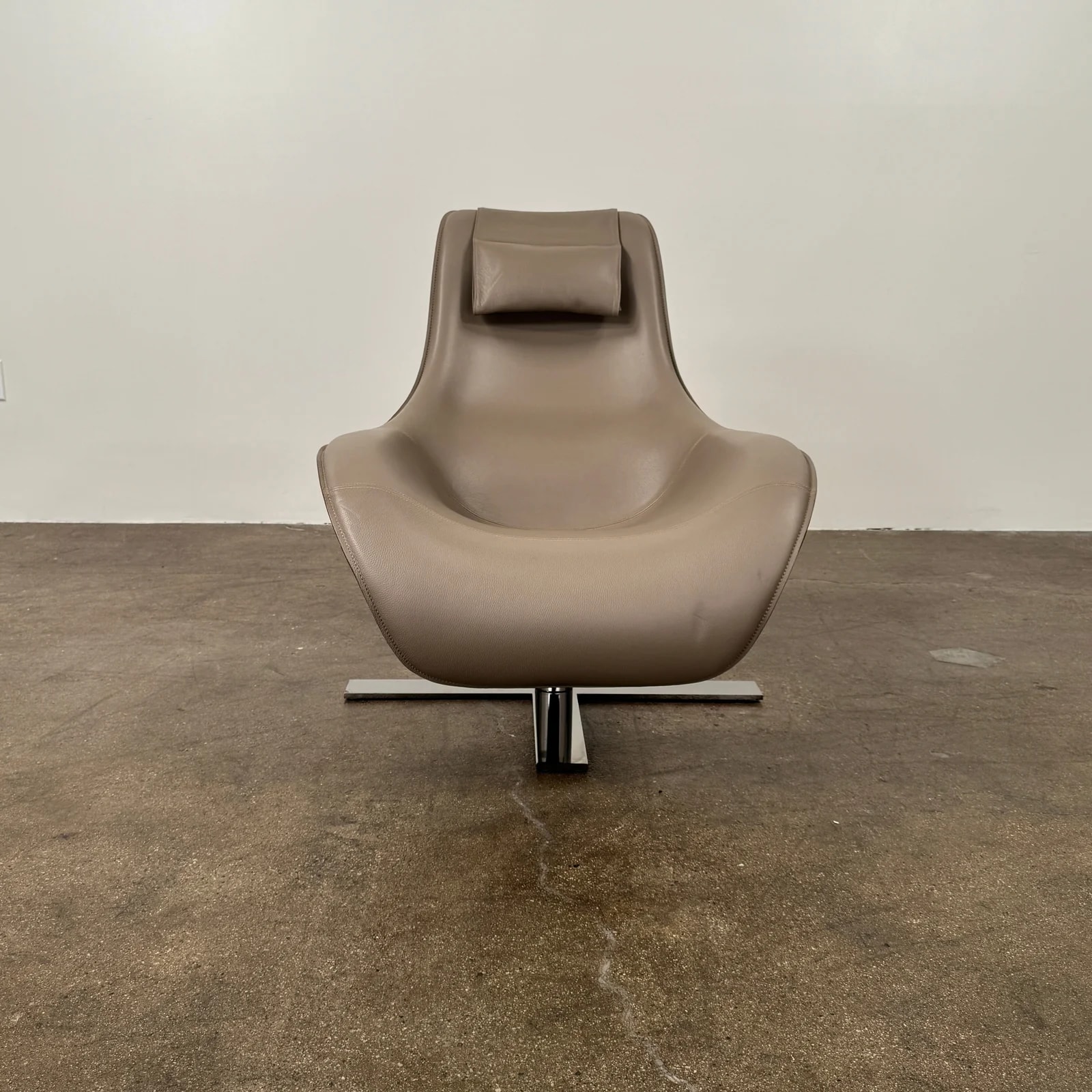 B&B Italia Mart With Swivel Base 3
