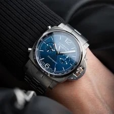 Panerai Luminor Chrono Unworn 4/25 Blue Chronograph Steel Bracelet PAM1110 2
