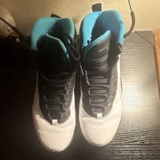 Jordan Air ’s Mid Top Lace Up 2