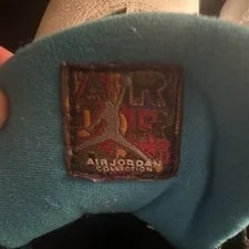 Jordan Air ’s Mid Top Lace Up 3