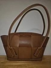 Sumptuous Bottega Veneta Arco 56 in Color (Stains) 2