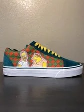 Vans X the Simpsons Old Skool 'Moe's Tavern' 4