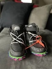 Off-White Air Force 1 Mid , Size 9.5 ‘Air’ 2