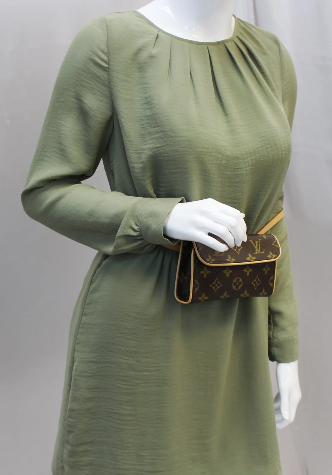 Louis Vuitton Florentine Bum 2