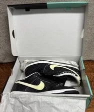 Nike SB — Nike SB Dunk Low QS BHM 2015 History Month Size 10 Box New — Sneaker — resale