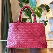 Bottega Veneta — Bottega Veneta Milano — Handbag — resale