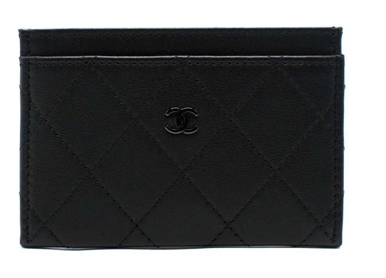 Chanel — Chanel Accessories One — Accessory — resale