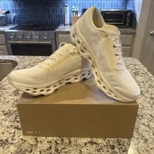 On Cloud — ’S on Cloud. Cloudmonster 3 LN1. Limited Edition. US13 — Sneaker — resale