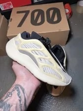 Size 5.5 - Adidas Yeezy Boost 700 V3 Azael 3