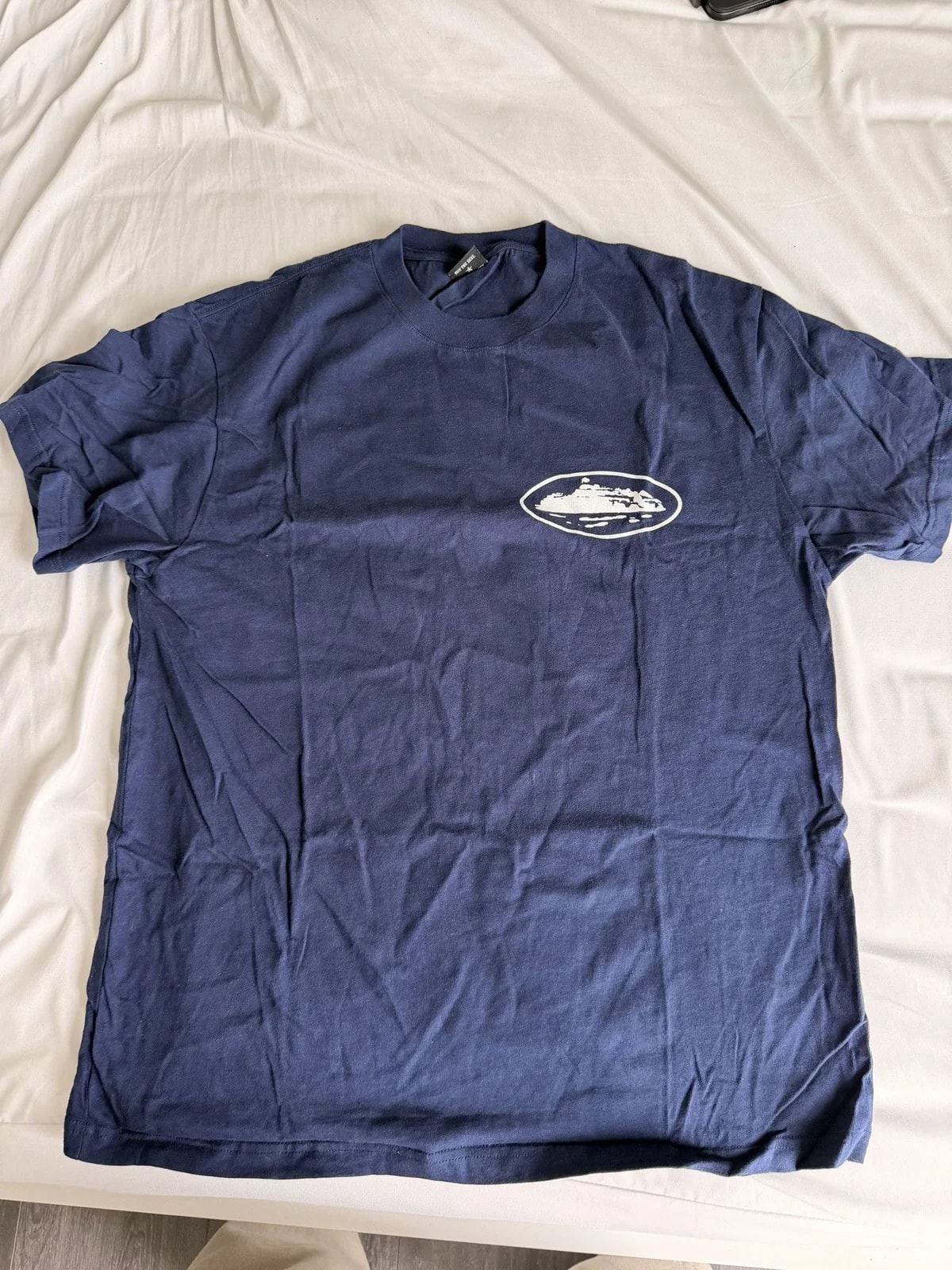 Corteiz — Corteiz OG Logo Alcatraz Island T-Shirt — streetwear — resale