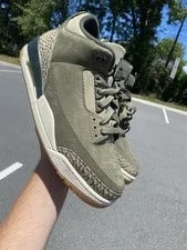 Air Jordan — Size 9 - Air Jordan 3 Retro Family Affair — Sneaker — resale