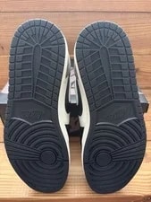 Air Jordan 1 Retro Low OG New 4