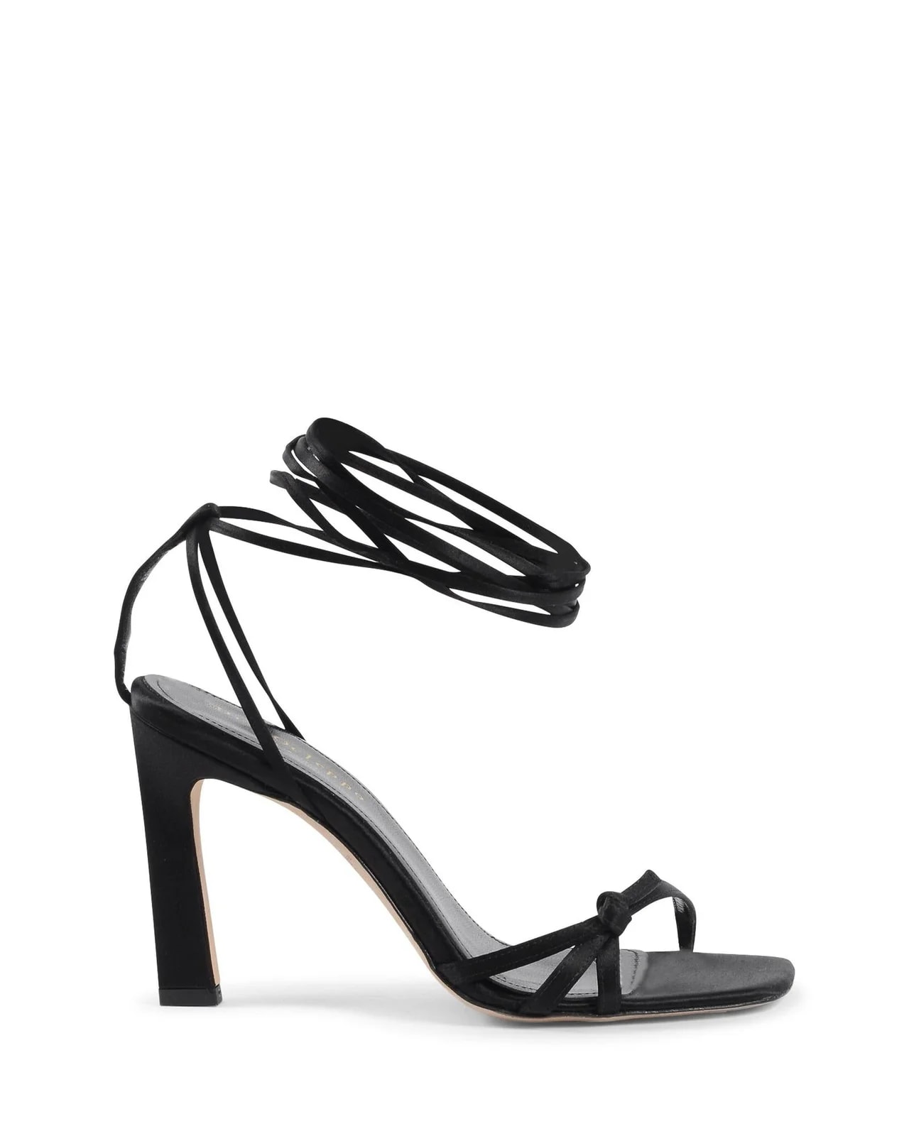 Dee Ocleppo Strap-On 4