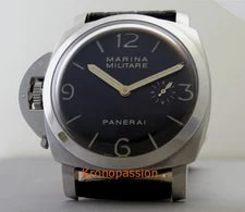 Panerai — Panerai Luminor Marina Militare Destro 47mm PAM 217 Special Edition — Watch — resale
