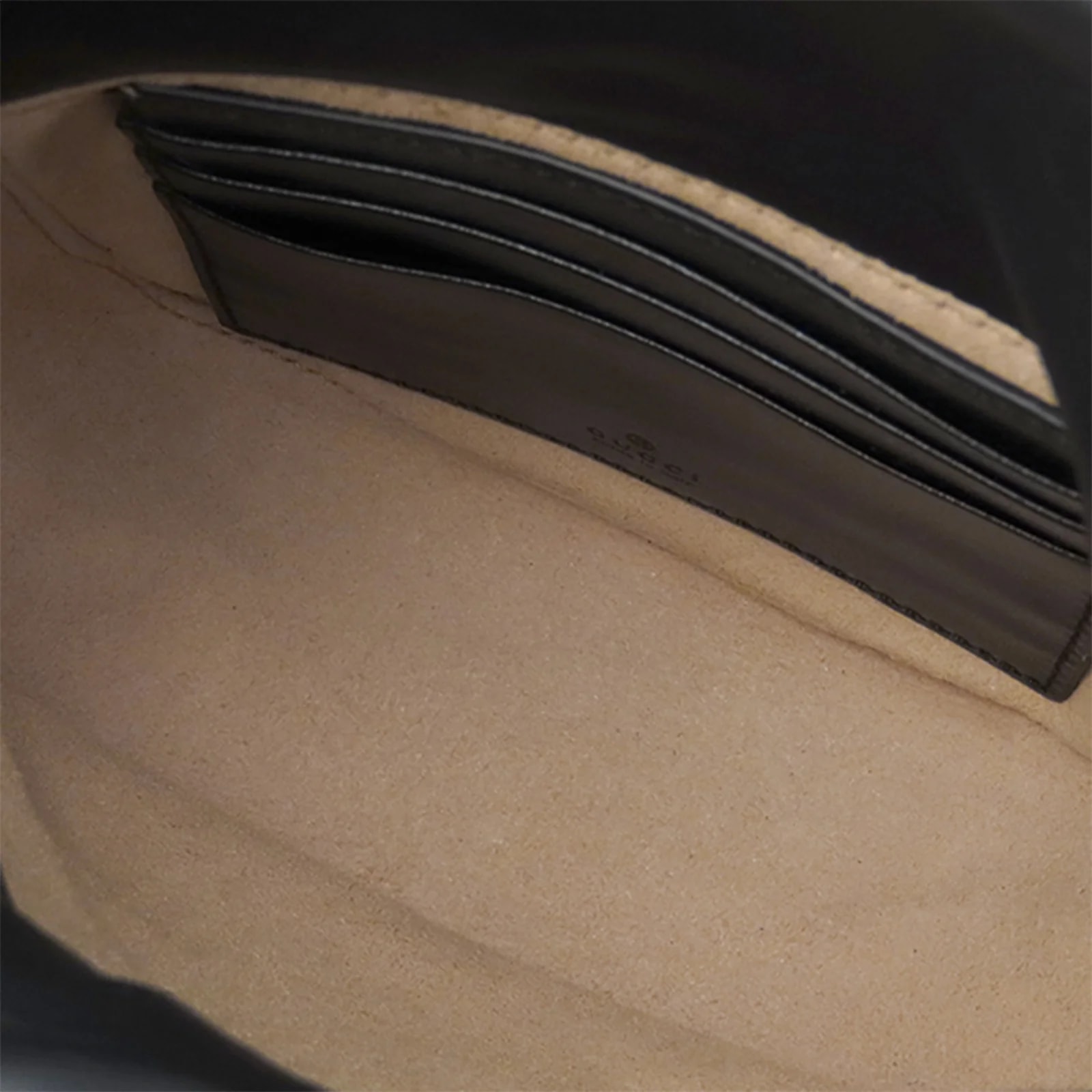 Mini GG Marmont Matelasse Front Pocket Bucket 4