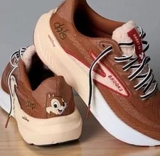 Brooks — runDisney X Brooks Ghost 17 Chip N' Dale Limited Edition Size 11.5 Wide — Sneaker — resale