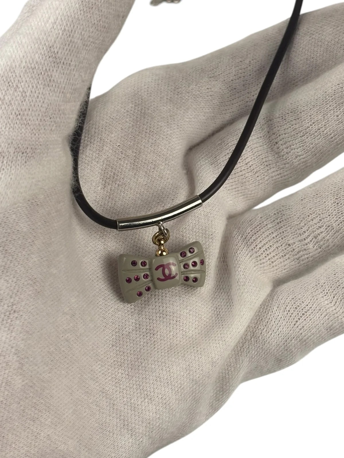 Chanel Y2K Bow Charm 2