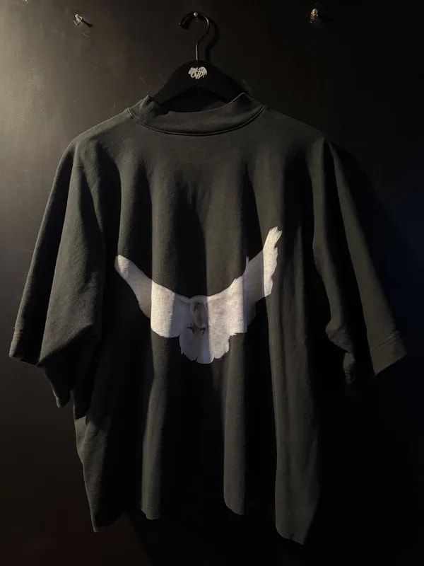 Balenciaga — Balenciaga X Gap X Yeezy — streetwear — resale