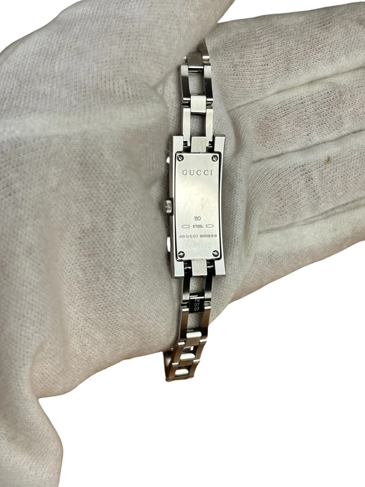 Gucci 110 Rectangular Dial Link Bracelet 2