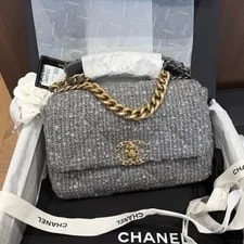Chanel — Chanel 19bag Chain Flap Small / Hardware [] — Handbag — resale