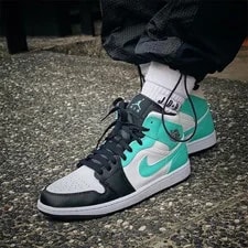 Jordan 1 Mid Tropical Twist Igloo (GS) 554725-132 2