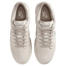Nike Dunk Low Retro Soft 4