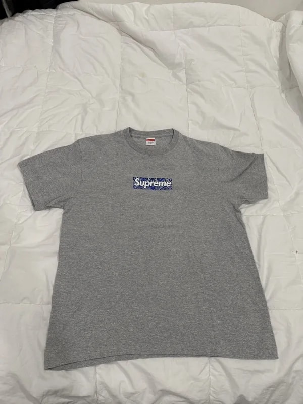 Supreme — New Supreme Bandana Box Logo Tee Heather — streetwear — resale