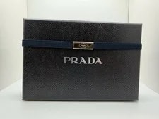 Prada Zip With Triangle Logo 3