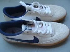 Nike SB — NEW Nike SB Heritage Vulc 7.5M, CD5010-102 — Sneaker — resale