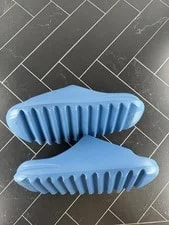 NEW Yeezy YS-01 Slide 3