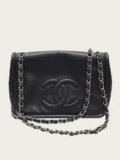 Chanel — Chanel Soft Timeless CC Logo Flap Chain 153898204 — Handbag — resale
