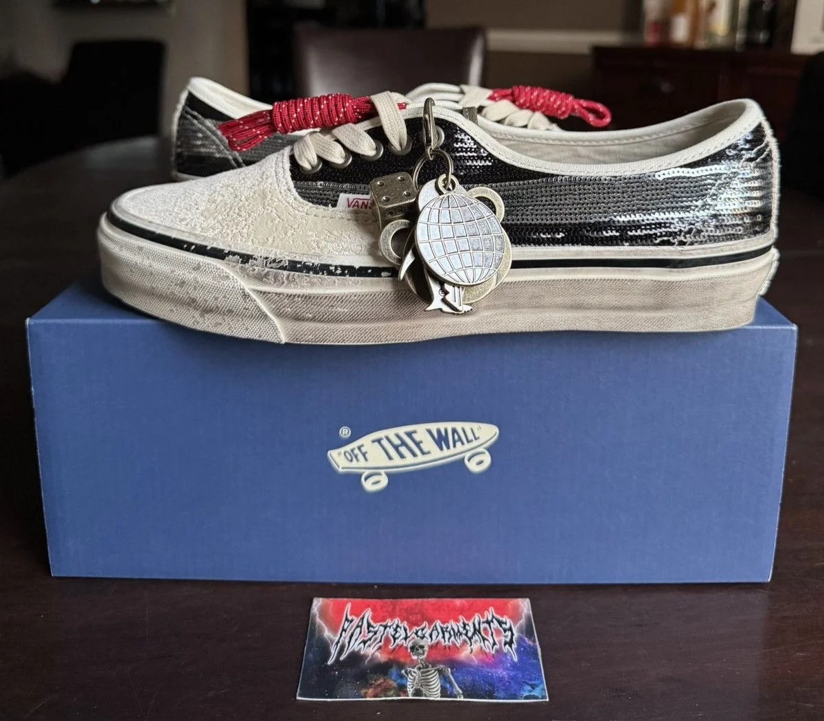 Vans — Vans LX Authentic 44 la Habana Charm — Sneaker — resale