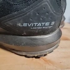 Brooks Levitate 3 Limited Edition 9.5 Athletic Shoes Outdoors Casual 4