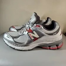 New Balance Classics 2002R Metallic Team (M2002RLB) US 2