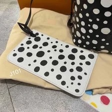 Louis Vuitton X Yayoi Kusama Neverfull MM Monogram Pumpkin 3