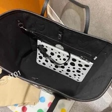 Louis Vuitton X Yayoi Kusama Neverfull MM Monogram Pumpkin 4