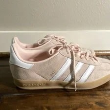 Adidas Gazelle Low Top Lace-Up / Sole 2