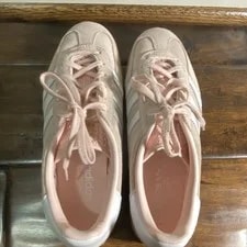 Adidas Gazelle Low Top Lace-Up / Sole 3