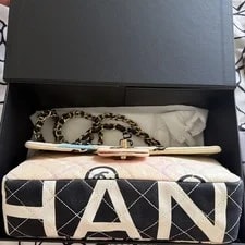 Chanel Eiffel Tower Flap Paris CC 4
