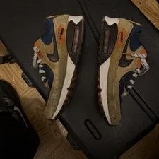 Nike — Nike Air Max 90 Bucktan Team — Sneaker — resale