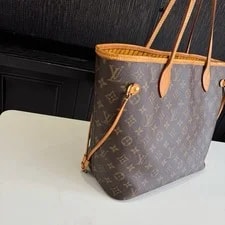 Authentic Louis Vuitton Neverfull With Lining 4