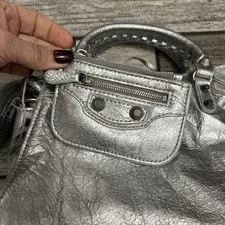 Balenciaga le City Medium New FW24 3