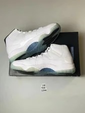Jordan 11 Retro Legend (2014) 2