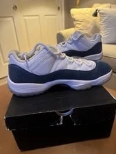 Jordan Air 11 Low / ’s Low Top Lace-Up 4