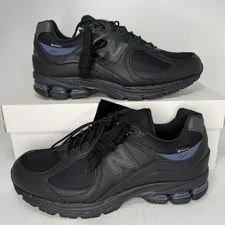 New Balance — New Balance X JJJJound 2002R Gore-Tex Storm M2002RXW — Sneaker — resale